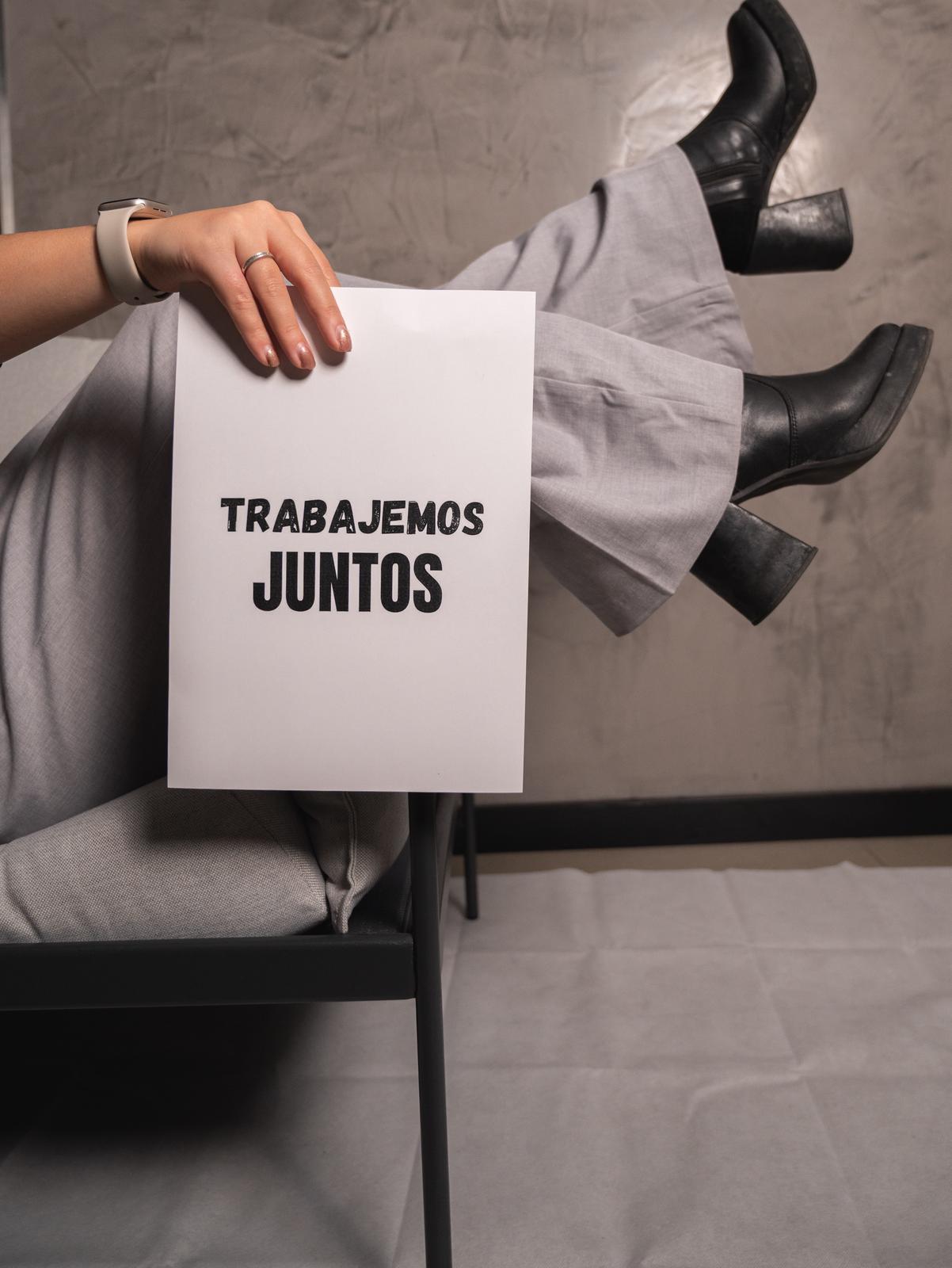 Trabajemos juntos — LM estudio